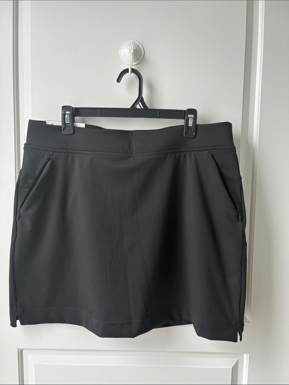 32 Degrees Cool Ladies Activewear Skort Zip Pockets